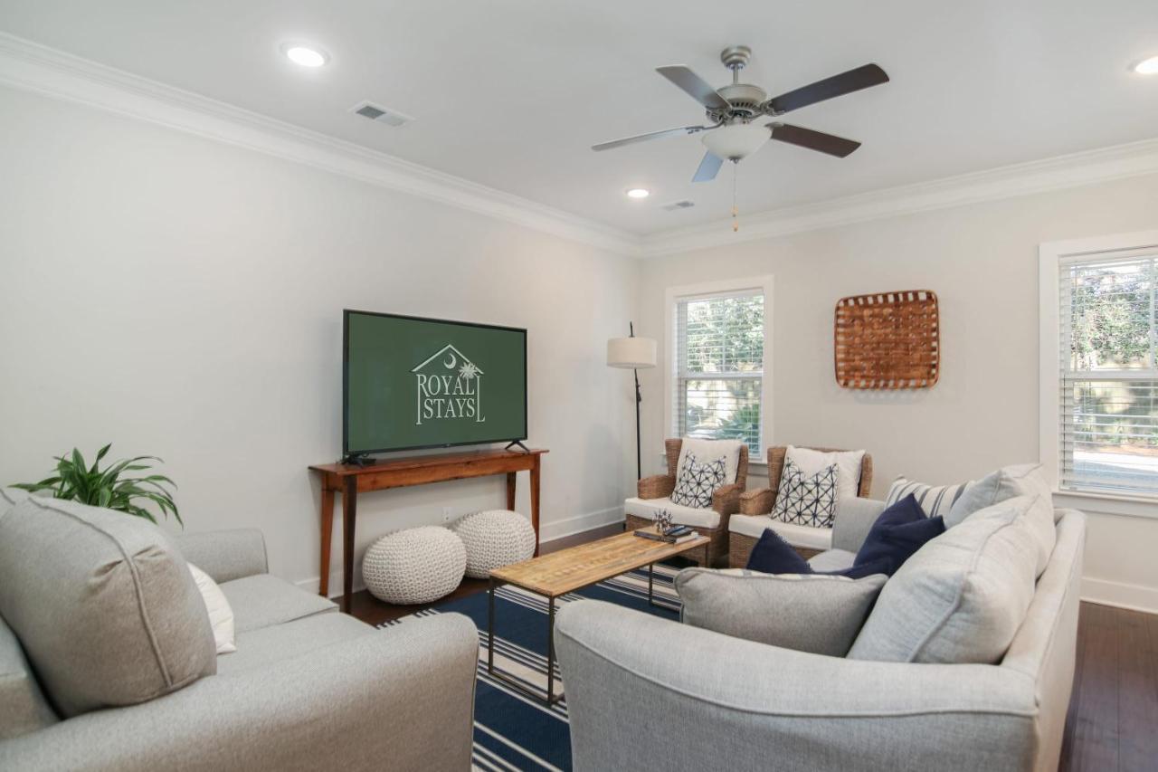 הוילה Spacious Charleston - 6 Mins To Beach & Downtown מראה חיצוני תמונה