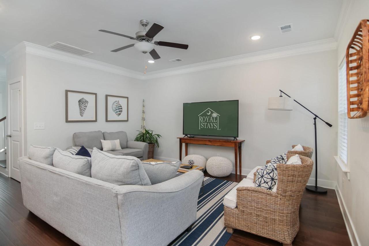 הוילה Spacious Charleston - 6 Mins To Beach & Downtown מראה חיצוני תמונה